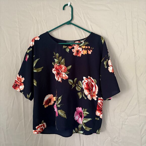 West Kei Womens Floral Blouse Size Small Grandma Flowy Loose Feminine Dainty - Picture 1 of 5